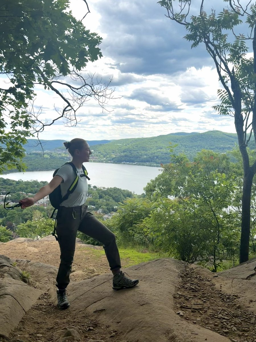bmaxGG's tweet photo. I’m coming for you Lara Croft https://t.co/vE5uI9ah2x