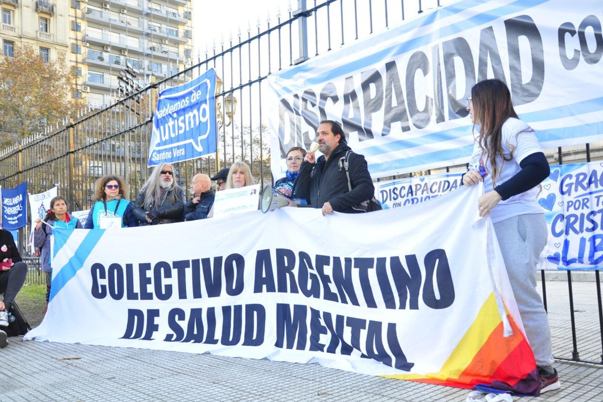 DiscapacidadNe's tweet photo. No aceptamos retrocesos ni persecuciones. Con memoria, organización y compromiso, seguiremos defendiendo lo conquistado y luchando por Cristina Libre. https://t.co/ngyMJeK9Hi
