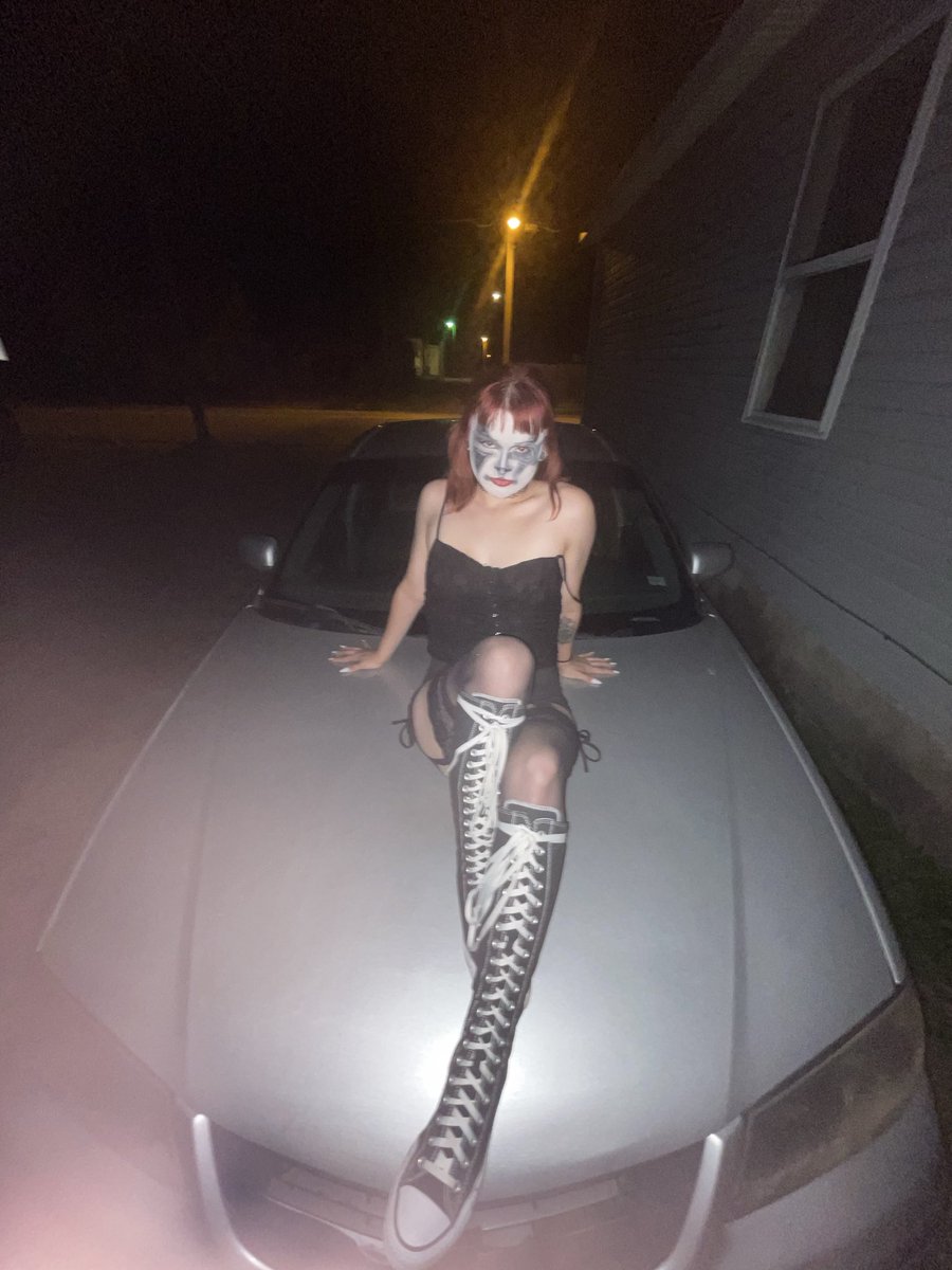 starrzwrlld's tweet photo. who wants clown pussy?? 🎈🎈💋💋
#clown #clowngirl #nsfwtwtًً #nsfw #content #contentseller #dm #menu https://t.co/xfD0BJD6pp