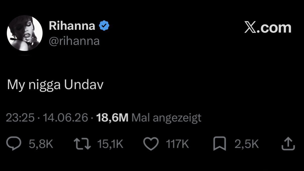 YEEƵY tweet media