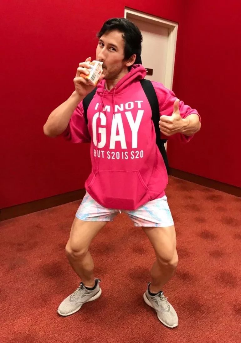 Stacy_yarche's tweet photo. Ya know
Beautiful teacher is a beautiful teacher
.
#bloodymary #ironlung #phm #projecthailmary #markiplier #simonironlung #rylandgrace https://t.co/6L1iou31B0