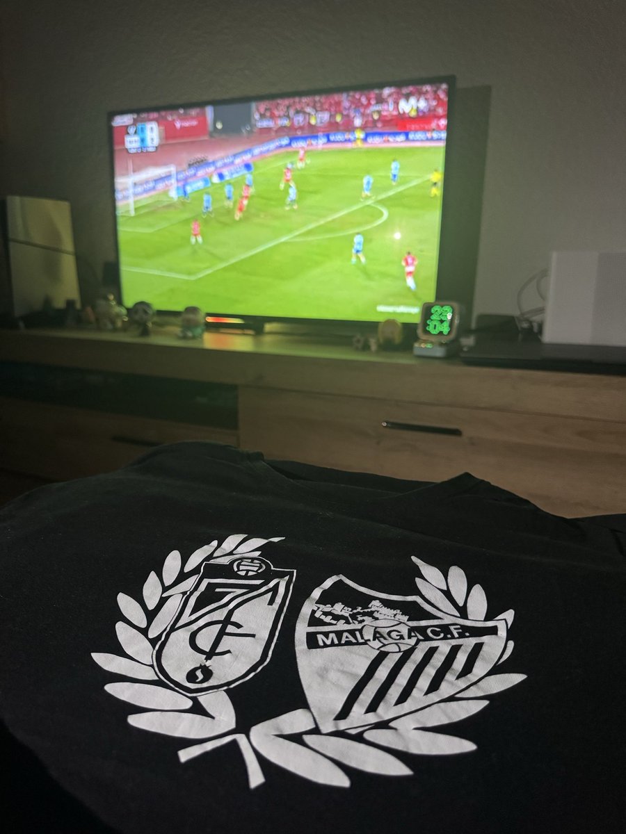 ExTaSisTV_'s tweet photo. Hoy mas que nunca. Honor Camaradas💙🤍🫱🏻‍🫲🏼❤️🤍! https://t.co/0LJ8r2G11a