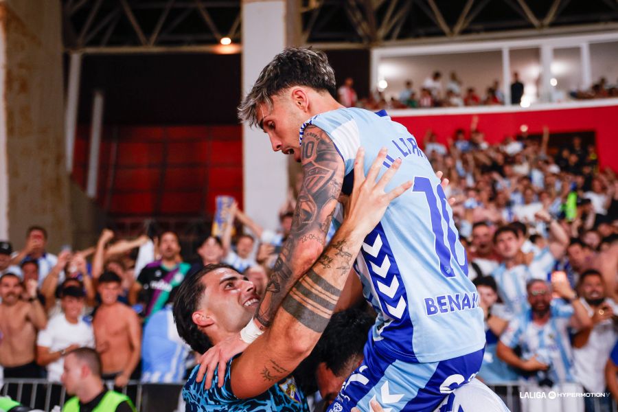 JuanfranJF98's tweet photo. 🏁 𝗙𝗜𝗡𝗔𝗟

EL @MalagaCF ES EQUIPO DE PRIMERA DIVISIÓN.

UN EQUIPO DE CRÍOS, CON UN MÍSTER DEL FILIAL HAN METIDO DE NUEVO AL MÁLAGA CF EN LA ÉLITE DEL FÚTBOL ESPAÑOL.

LÁGRIMAS DE FELICIDAD, TE QUIERO, MÁLAGA CF 

#AlmeríaMálaga https://t.co/v2CFty1DmF