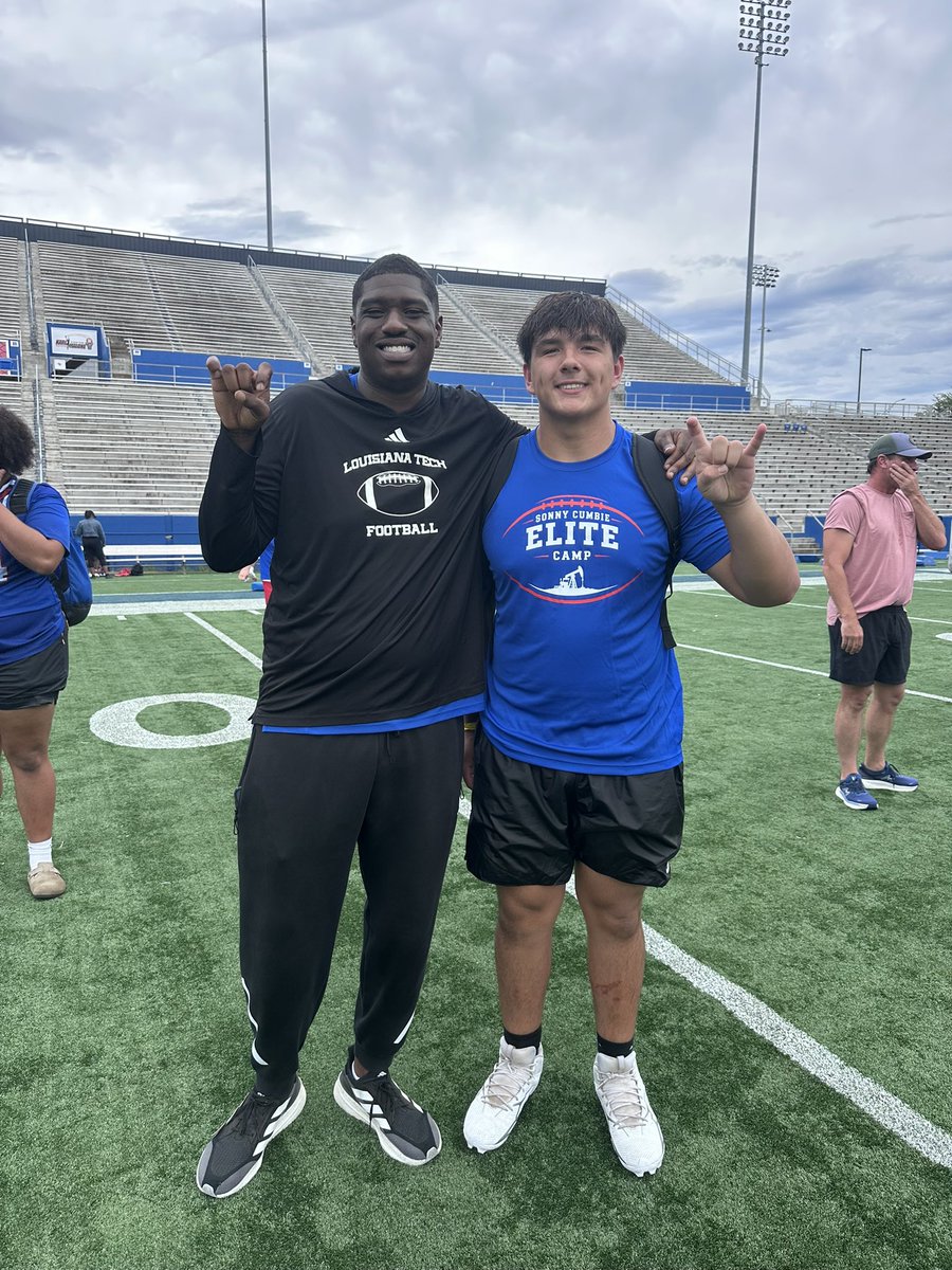 SmithJaxin2028's tweet photo. Had a great time at the @LATechFB camp today! Had some great conversations with @Bigvin78 and Coach Cumbie. Grateful that I was able to come out and show my skills and meet and talk with these coaches. Go Dawgs! #GoDawgs

@CoachNate_Young @JustinApod @SchwartzAthSpot @SidelinePreps @TopPreps
@GBRRecruits @BootBallerz
@RecruitLouisian #work #latech #football #recruit #oline