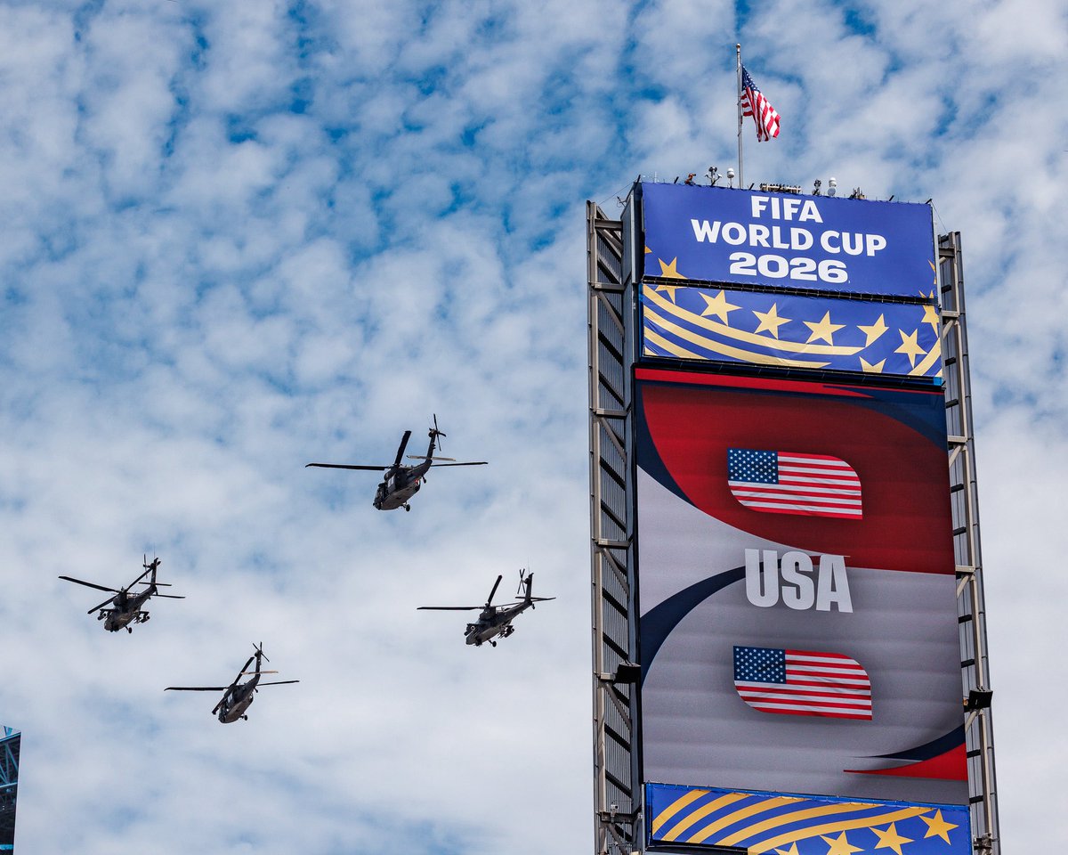 LovinPnw's tweet photo. If you weren’t in Seattle for USA vs. Australia, you missed one of the best World Cup atmospheres yet. 🇺🇸🔥⚽

The fans understood the assignment.

Shot for @AreaSportsNet 

#WorldCup2026 #USMNT #USAvAustralia #Seattle #SeattleSoccer #FIFAWorldCup https://t.co/neRqAqvk8y