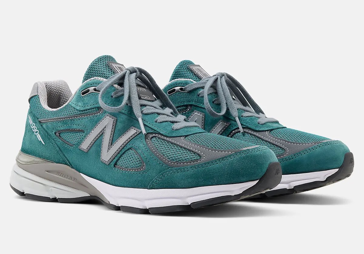 PureDopeKicks's tweet photo. Fall 2026: New Balance 990v4 “Teal” https://t.co/ROloidwwRa
