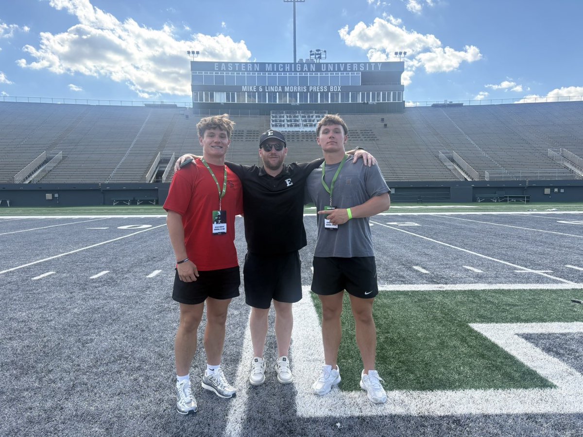 MurfDonnie's tweet photo. After a great meeting, and talk with @Coach_Creighton @CoachBHumbert @CoachSDugan I am blessed to receive my first D1 scholarship offer from Eastern Michigan. #ETOUGH #AGTG 🙏🏼 https://t.co/PChLFNMzqM