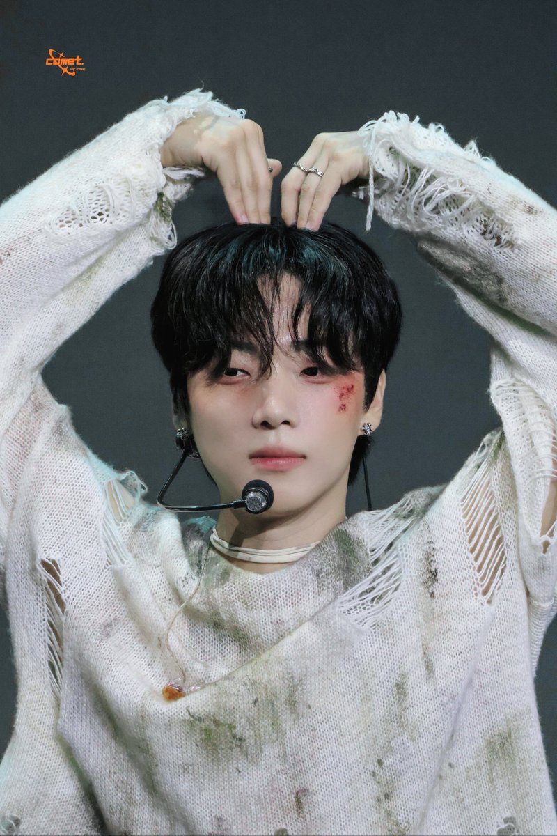 COMETion_'s tweet photo. 260620 ONF:MYSELF SPECIAL STAGE HQ
-
평생 내 만두 지키기로 결정
#이션 #ETION #ONF #온앤오프 #코멧션 https://t.co/52ELRtLQef