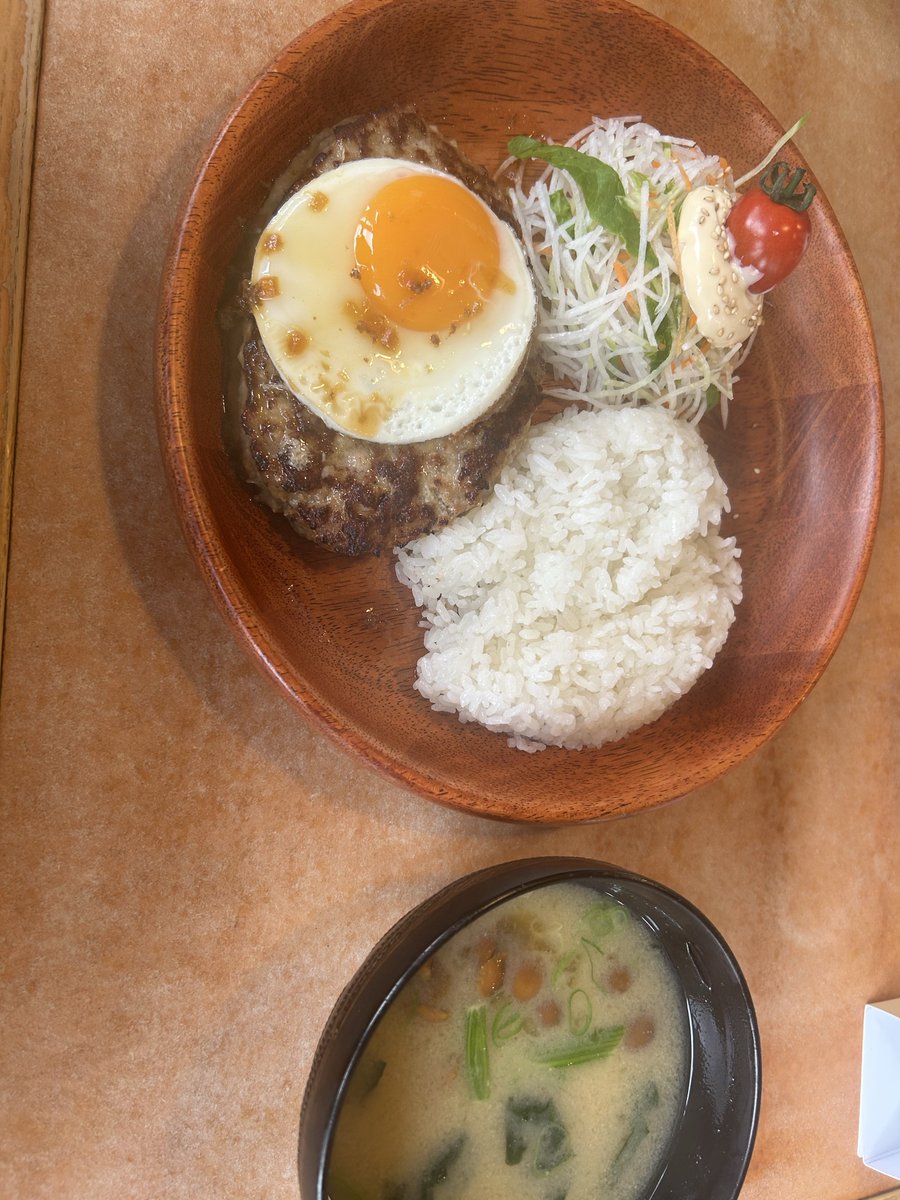 canine72_'s tweet photo. 朝ごはん☺️ちょっと重かった😢 https://t.co/t5jHzJKD9q