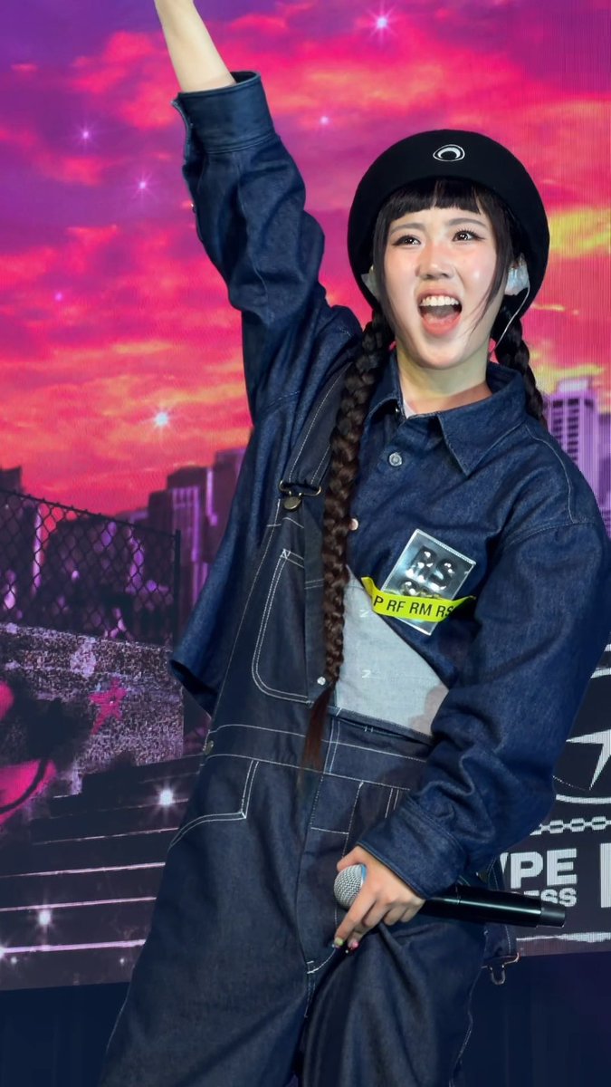 spachan2014's tweet photo. 2026/6/20
H//PE Princess 1st Fanmeeting
<H//PE ZONE : 17.7>
NIKO

#HIIPE_Princess
#ハイププリンセス
#ハイピー
#NIKO https://t.co/8FZdLhRz68