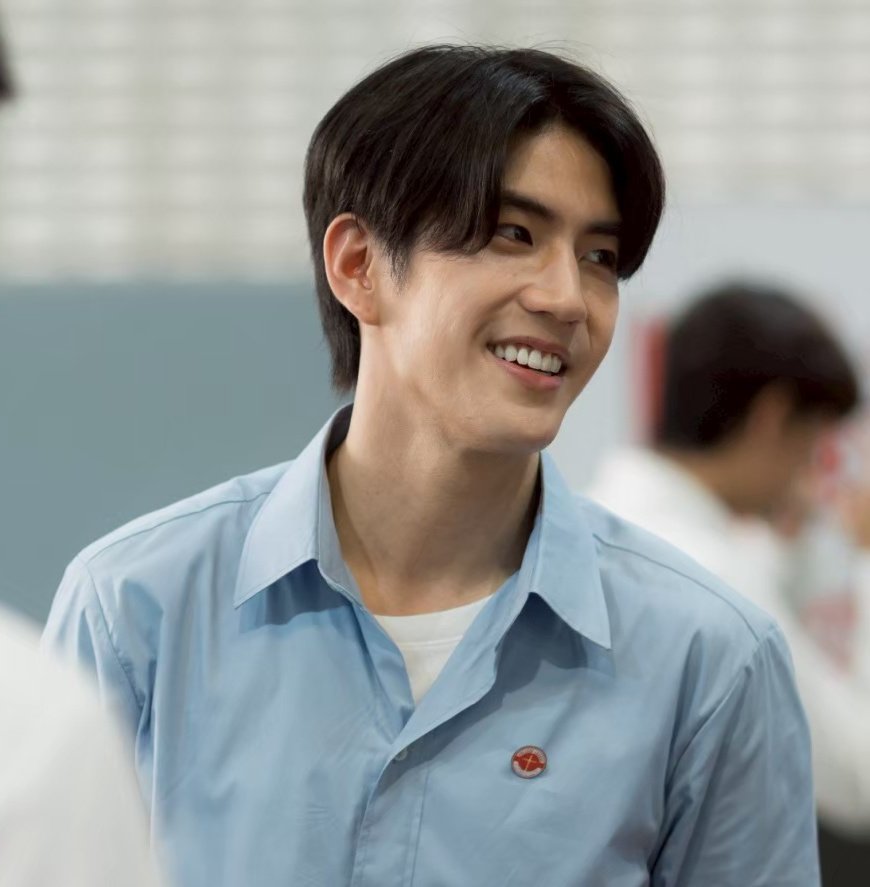 tannsbe7ry's tweet photo. a popular bad boy × a nerdy good boy https://t.co/ppAN98kn7f