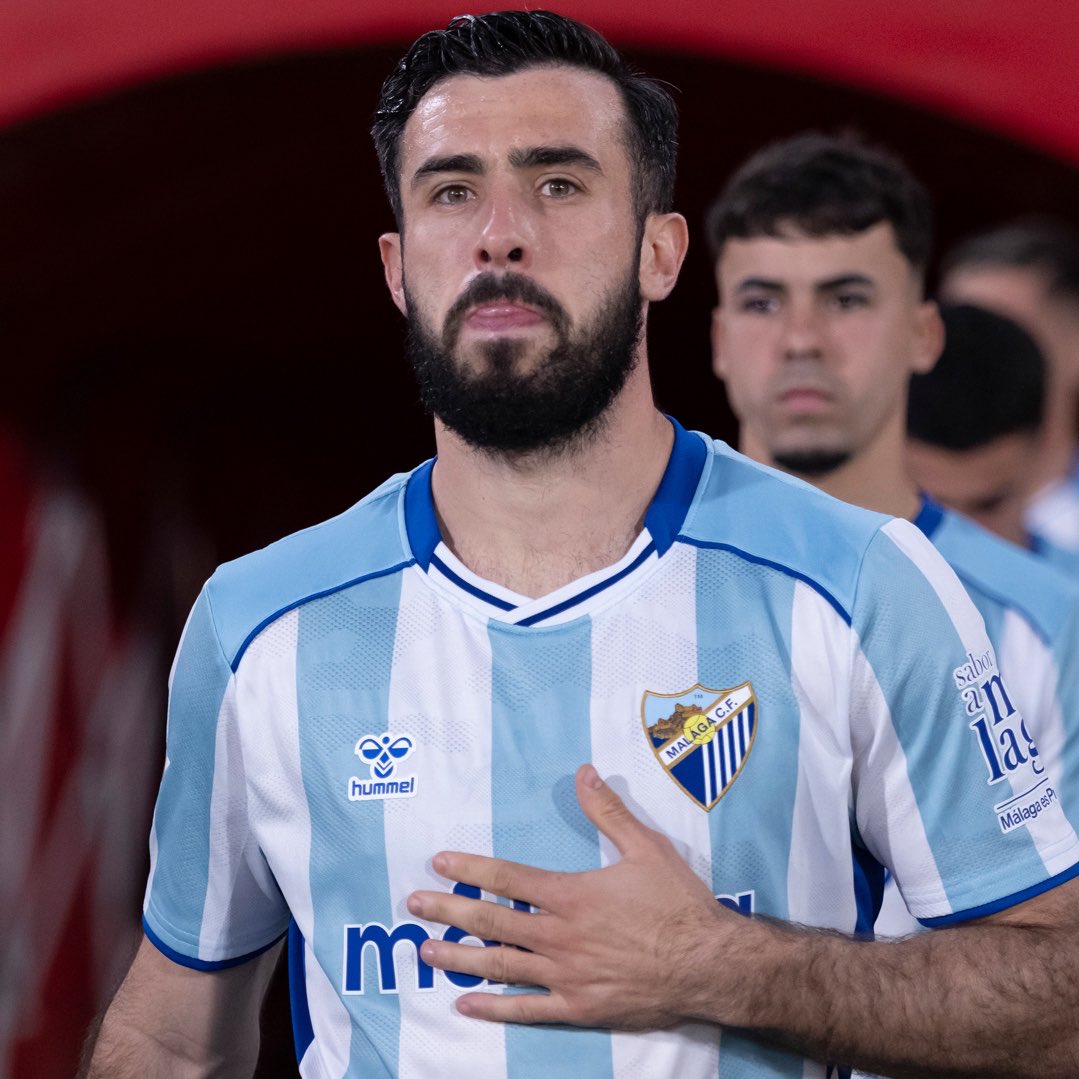 ZonaMixta__'s tweet photo. 🚨🔵⚪️ ¡EL MÁLAGA ES EQUIPO DE 1ª DIVISIÓN!

👏🏼 El conjunto andaluz volverá a la máxima categoría del fútbol español 8 años después tras enlazar dos ascensos consecutivos.

¡Enhorabuena! https://t.co/AUnuZdzcAY