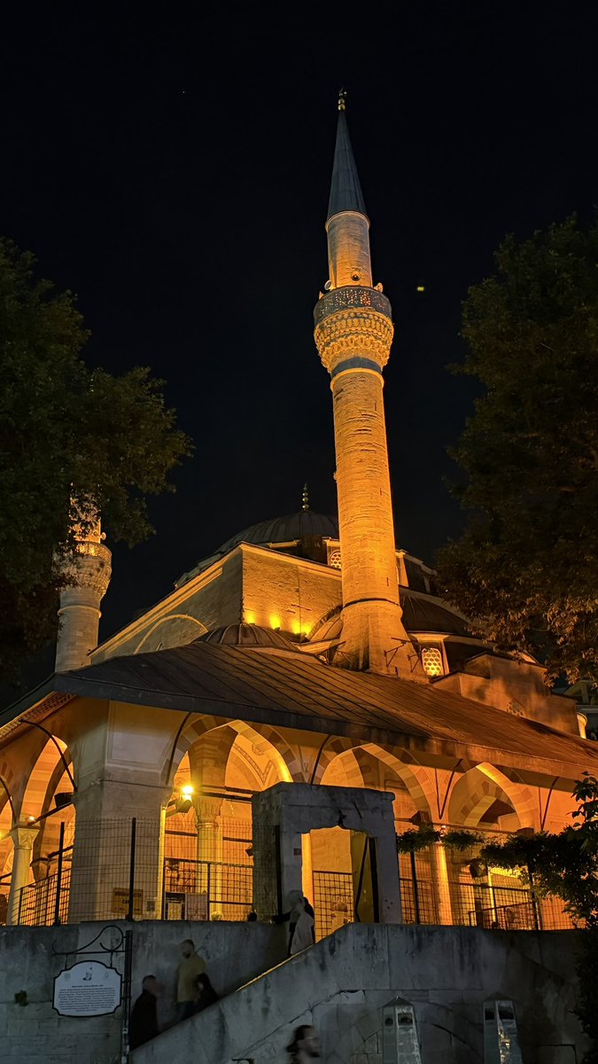 Halen1111's tweet photo. İyi geceler ✨ https://t.co/kBpa4Dr2H1