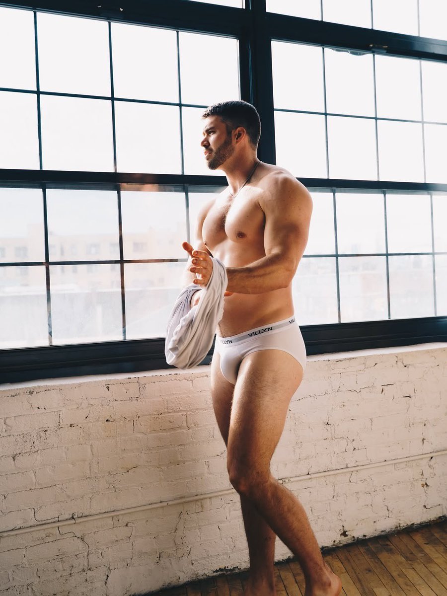yourbriefrelief's tweet photo. 🔥🔥🔥 @hunterwestfalI in The Villyn briefs. https://t.co/NJk5KR8Bpb