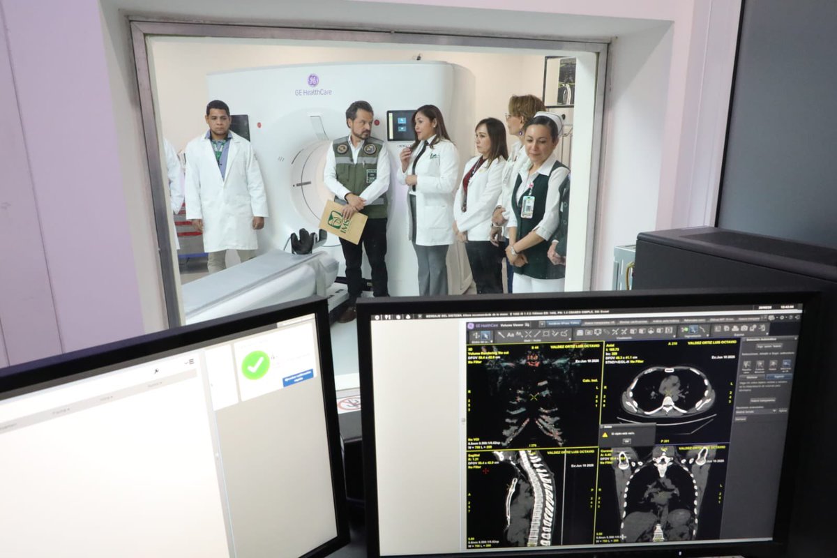 zoerobledo's tweet photo. 🔔 Llegamos a Mexicali con buenas noticias: inauguramos el nuevo tomógrafo de alta resolución en el Hospital General Regional No. 30 de @Tu_IMSS.

Este nuevo tomógrafo de 256 cortes permite obtener imágenes de alta precisión y ajustar la dosis de radiación a cada paciente, de acuerdo con sus características y su padecimiento, lo que mejora la seguridad y la calidad de los estudios y del tratamiento. 

Con tecnología de punta seguimos avanzando en la modernización del Seguro Social en todo el país, para brindar una atención más oportuna, resolutiva y de mayor calidad a nuestra derechohabiencia. 🦅