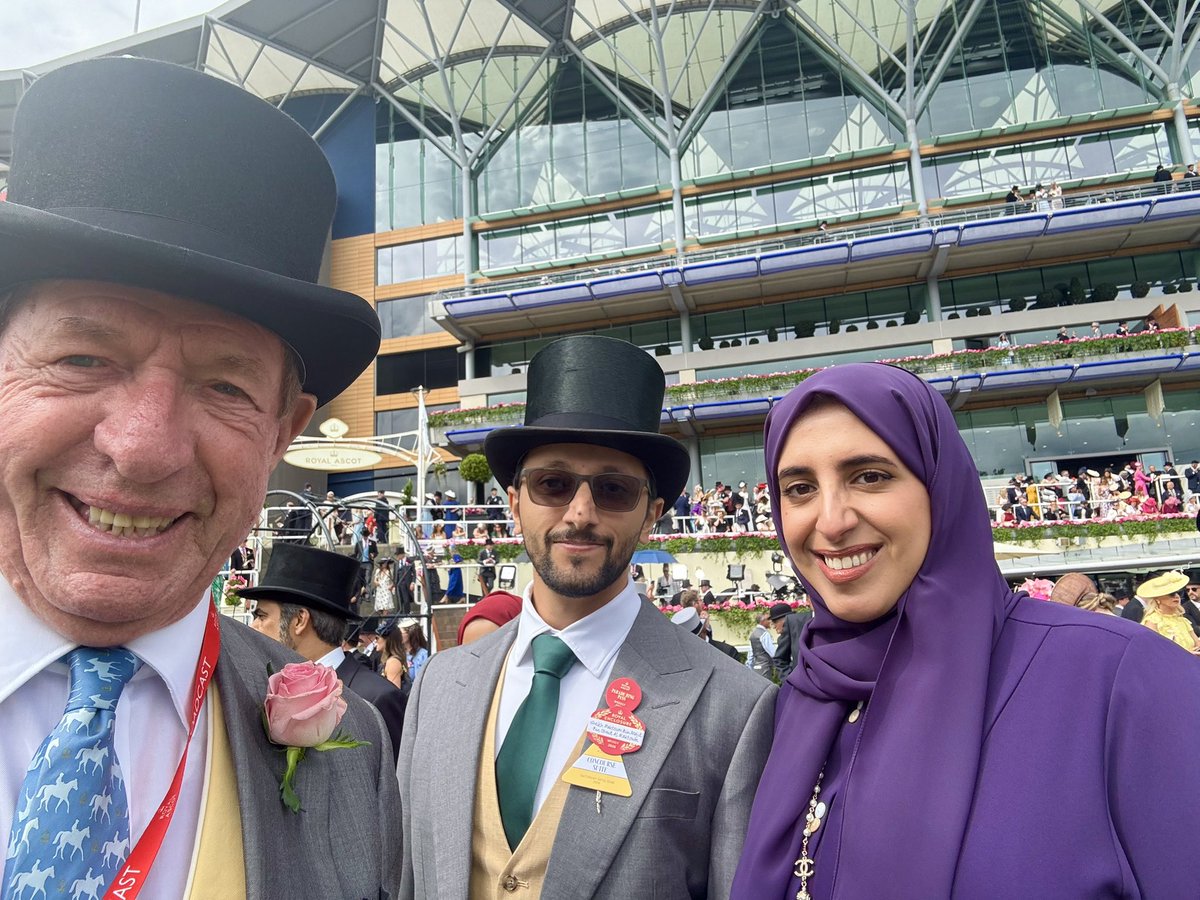 tommoracing's tweet photo. This has to be the most heart warming victory of Royal Ascot 2026. Congratulations to Sheikha Hissa and @WilliamHaggas whose patience paid off in the most thrilling way as ALMERAQ and @TomMarquand win the G1 Queen Elizabeth II Jubilee Stakes. Bred for speed but lightly raced following his horror fall at York last year, this 4 year old’s confidence has returned. And here’s hoping we’ll be seeing @JimCrowley1978 back in the Winners Enclosure too soon @Shadwell_EU 🔵⚪️🏆