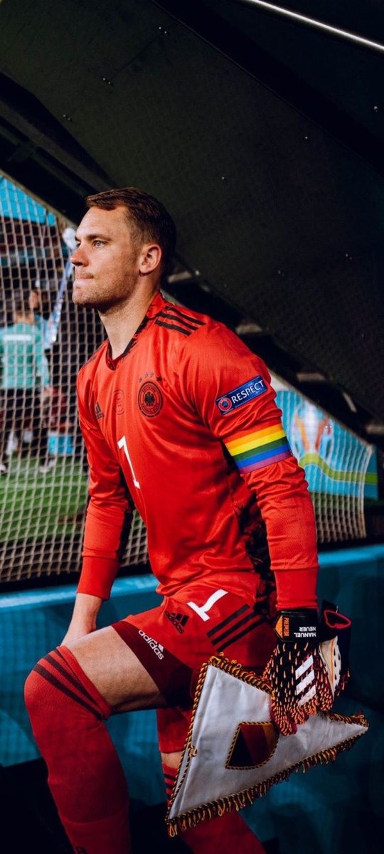 TheGoatStats's tweet photo. Porteros con más partidos en Mundiales👇 

1️⃣MANUEL NEUER 🇩🇪 21 🆕 
2️⃣Hugo Lloris 🇫🇷 20
3️⃣Claudio Taffarel 🇧🇷 18
4️⃣Sepp Maier 🇩🇪 18
5️⃣Iker Casillas 🇪🇸 17
6️⃣Peter Shilton 🏴󠁧󠁢󠁥󠁮󠁧󠁿 17
7️⃣Fabien Barthez 🇫🇷 17
8️⃣Fernando Muslera 🇺🇾 17
9️⃣Dino Zoff 🇮🇹 17
🔟Andoni Zubizarreta 🇪🇸 16

#alemania #neuer #ecuador #worldcup #germany #mundial2026 #arqueros