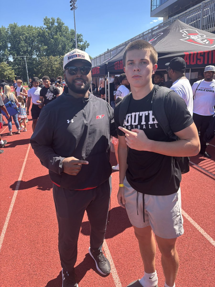 JustinCapps_6's tweet photo. Had a great time @GovsFB camp today. Learned some new things and got some great work in. @SouthWarrenFB @CoachSpur_APSU @j_lloyd5 https://t.co/TpGNWUk3SA