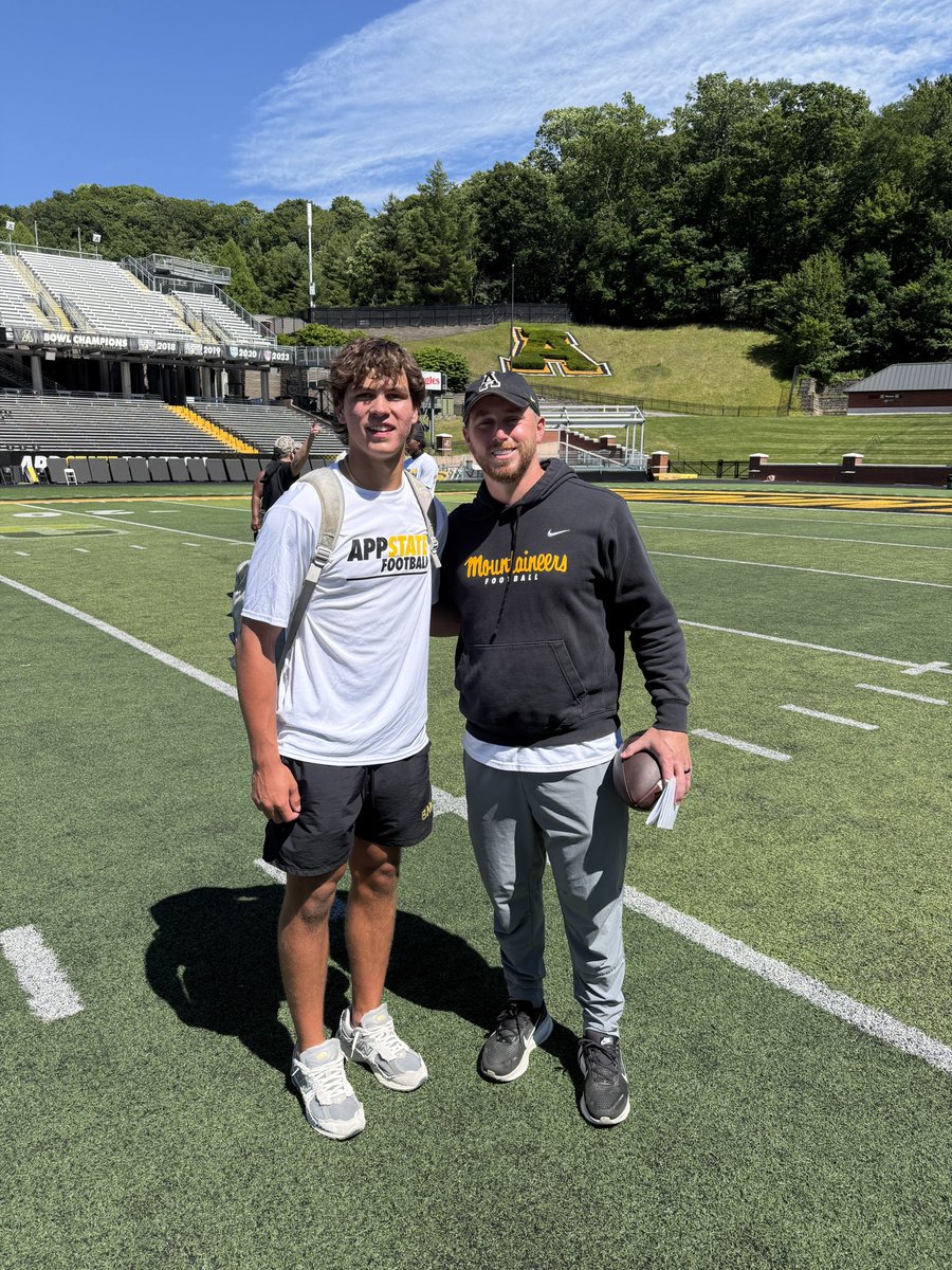 blake_mcc7's tweet photo. Great day at @AppState_FB!

Thank you to @rileywatkins0  and the entire staff for the opportunity. Looking forward to continuing the conversations and getting back up to the mountain soon! @MikeAnthony14 @Dowell_Loggains 

#AGTG #GoApps https://t.co/MoaB28O3ZU