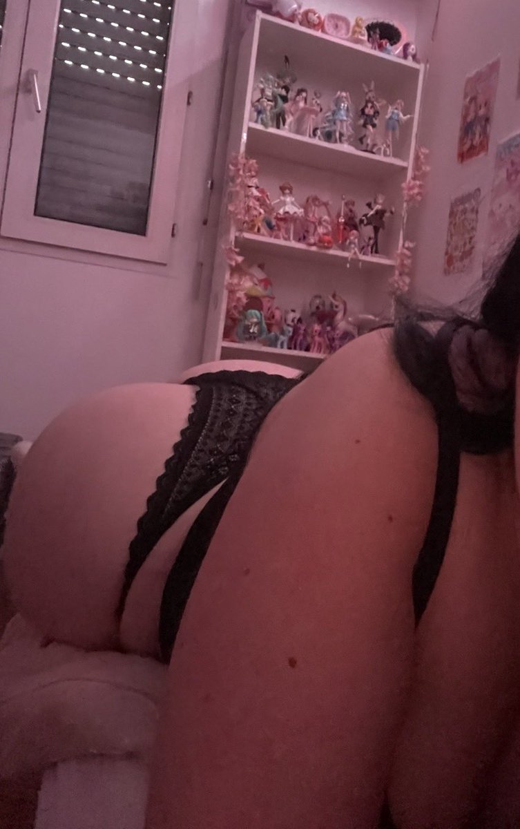 csttysay's tweet photo. 😼 #seller #nsfwtwt #slut https://t.co/V78NAj28X8