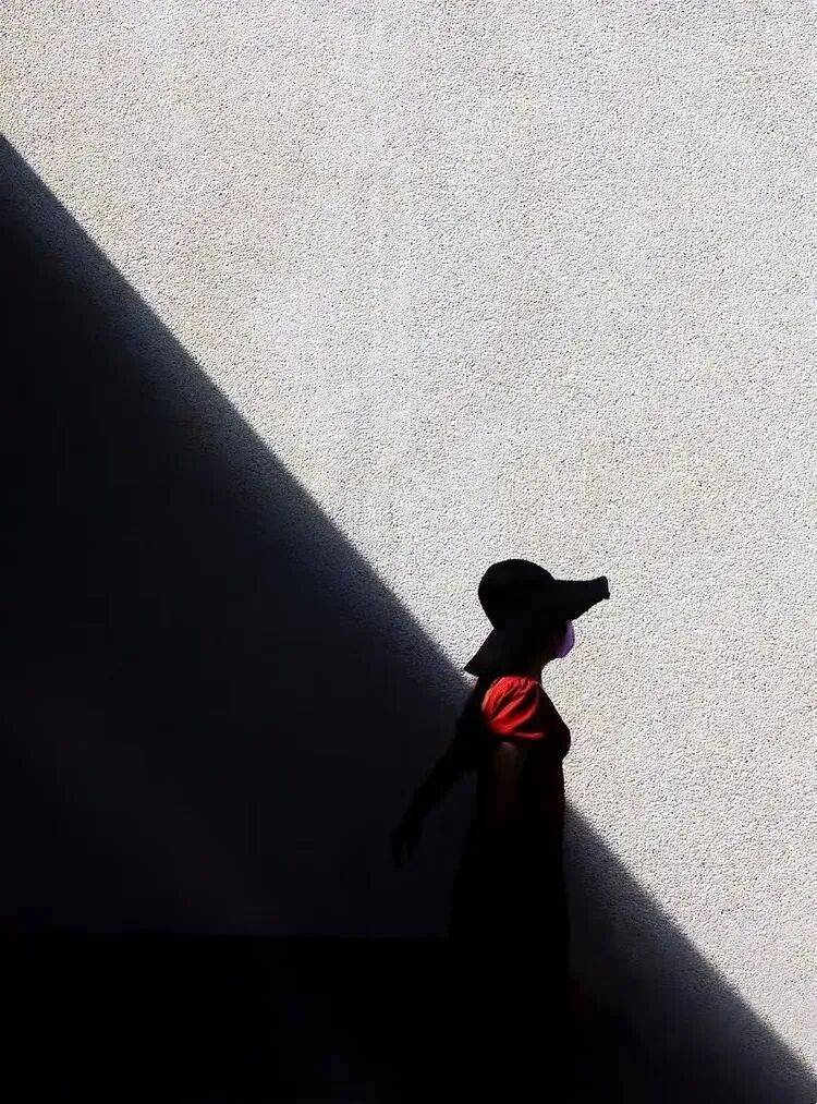 Q1nsane's tweet photo. New to photography Start with the rule of thirds! Place your subject at intersecting lines for balanced, eye-catching shots — no fancy gear needed. https://t.co/uCQpzOB4oZ
