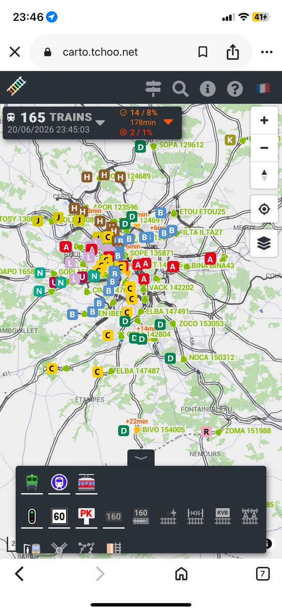 jilo11919's tweet photo. @benji77694 @ddam1958 Ça fait des fins de service à 2h30 et les autres vont prendre le service du matin à 3h car en dehors des trains en circulation avec voyageurs , ils continuent à rouler à vide pour les mises en place https://t.co/i3MJtGqziN