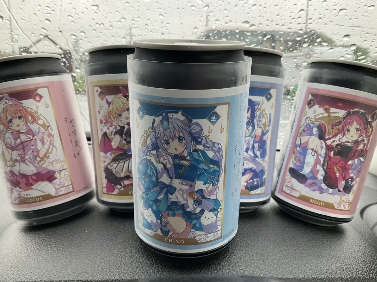 mana_dd00's tweet photo. 泣きの一回はチノちゃんでした。

被るか当たりが出るまで回すかな(確率3割とのポストを見た)と思ってたが、1000円札が尽きるまで買ってしまった。ランダム&amp;当たり付きの魔力は怖いな。
5回で被りなしは運が良かったか。撤退してシール剥がしします。 https://t.co/if1t5fXc0r