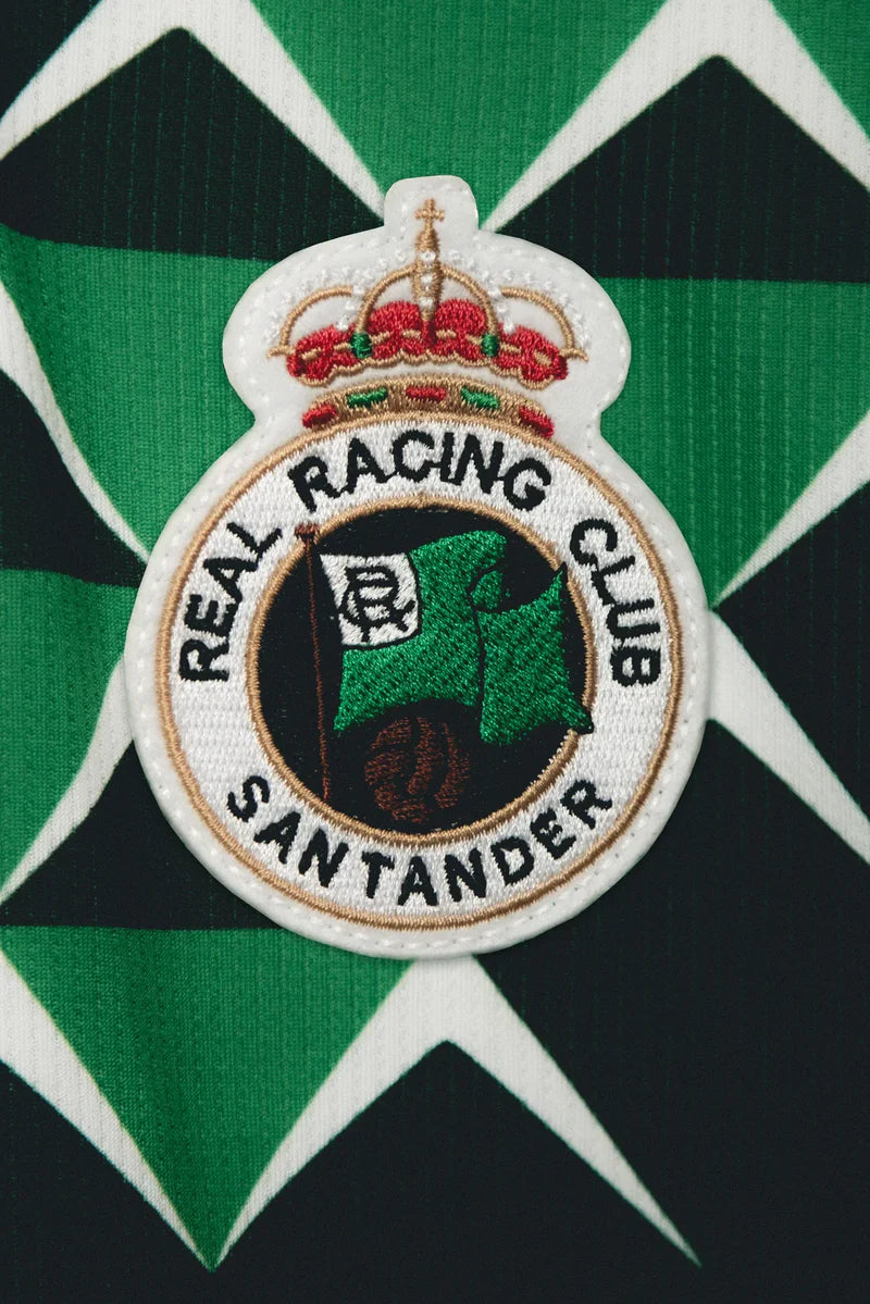 LaLigaBR's tweet photo. 🚨🔥 | OS 3 TIMES QUE SUBIRAM PARA A PRIMEIRA DIVISÃO DA ESPANHA:

• Racing Santander 
• Deportivo A Coruña 
• Málaga

ELES VOLTARAM!!! https://t.co/9BvAt3zRfp