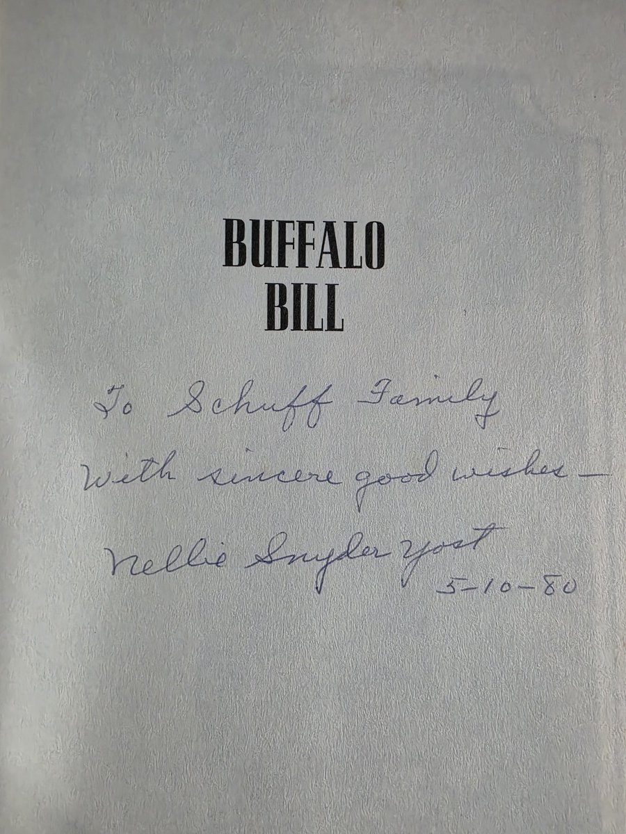 LeeJames3rd's tweet photo. Hey @EBischoff!  I came across this and your the only person i "know" that knows about this stuff.  You have any info on the book and author?  I have what AI says but id like a real person's opinion.  Any help is appreciated!  - loyal ringclassics/AFS member. https://t.co/2MpTt90tQV