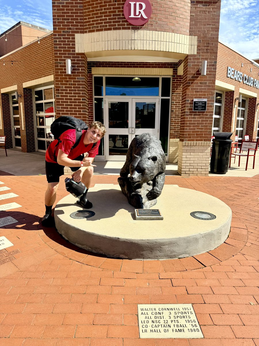 CShifAthletics's tweet photo. Feeling blessed for the opportunity to enhance my skills and gain invaluable feedback from @LRBearsFootball @coachSocha and @Jhilly79. #blessed #trainup #keepgrinding https://t.co/Z3xnoqj6VL