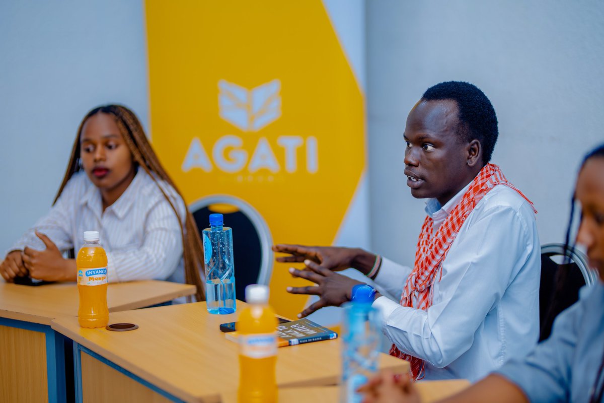 wieu_maluk's tweet photo. Honored to moderate a Book Café on A Long Walk to Water. A powerful reminder that resilience and hope can change lives. 📚💧🌍

Thanks to Thiery, Agati Library, INES Ruhengeri, Lopez &amp; Teta.

#BookCafe #ALongWalkToWater #LeadershipDevelopment https://t.co/1vtU8mm1HP