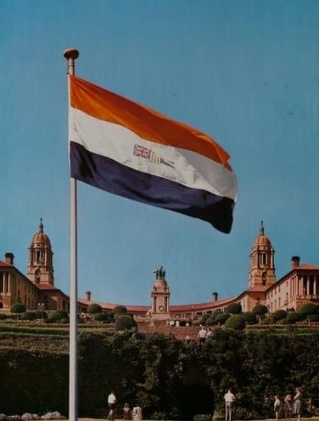 africanguerilla's tweet photo. Rhodesia outright banned racism. The Rhodesian and South African KKK had plans to assassinate Ian Smith for his liberalism. Harold Covington was deported from Rhodesia for being anti-semitic. South Africa is what people think Rhodesia was https://t.co/wvyd0IL6bW