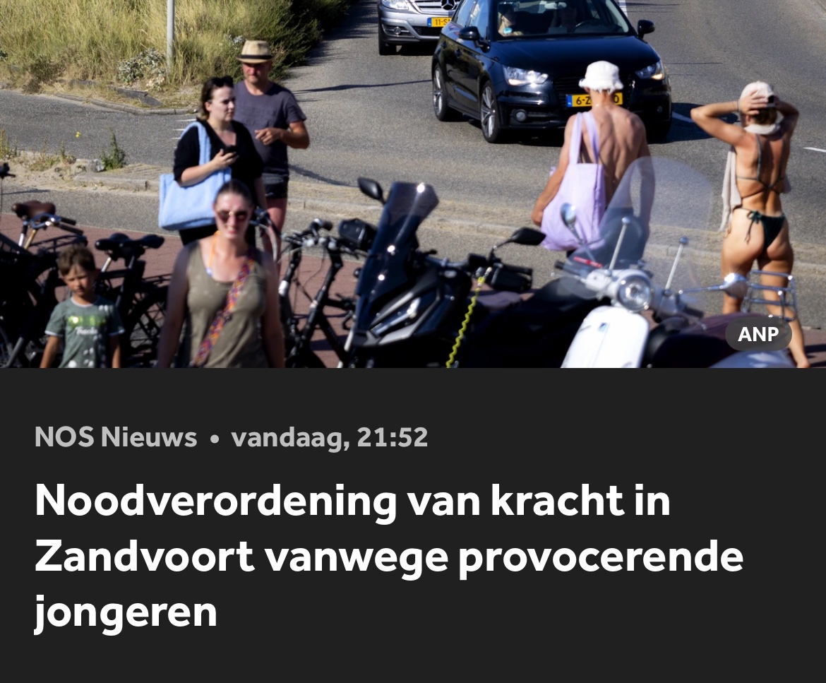 eriknld2's tweet photo. Bij de AZC-protesten wilde de NOS u dolgraag informeren over wie deze mensen waren, maar bij terroriserende jongeren in badplaatsen is men telkens niet geïnteresseerd in de achtergrond. 🤡 https://t.co/1YF5ZM3WEp
