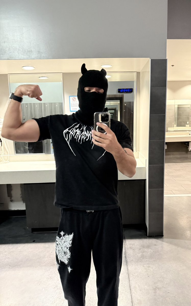 xxdfit's tweet photo. Mirror pic 💪🏼

https://t.co/S4mNBLZsdB https://t.co/1gfhVcTDla