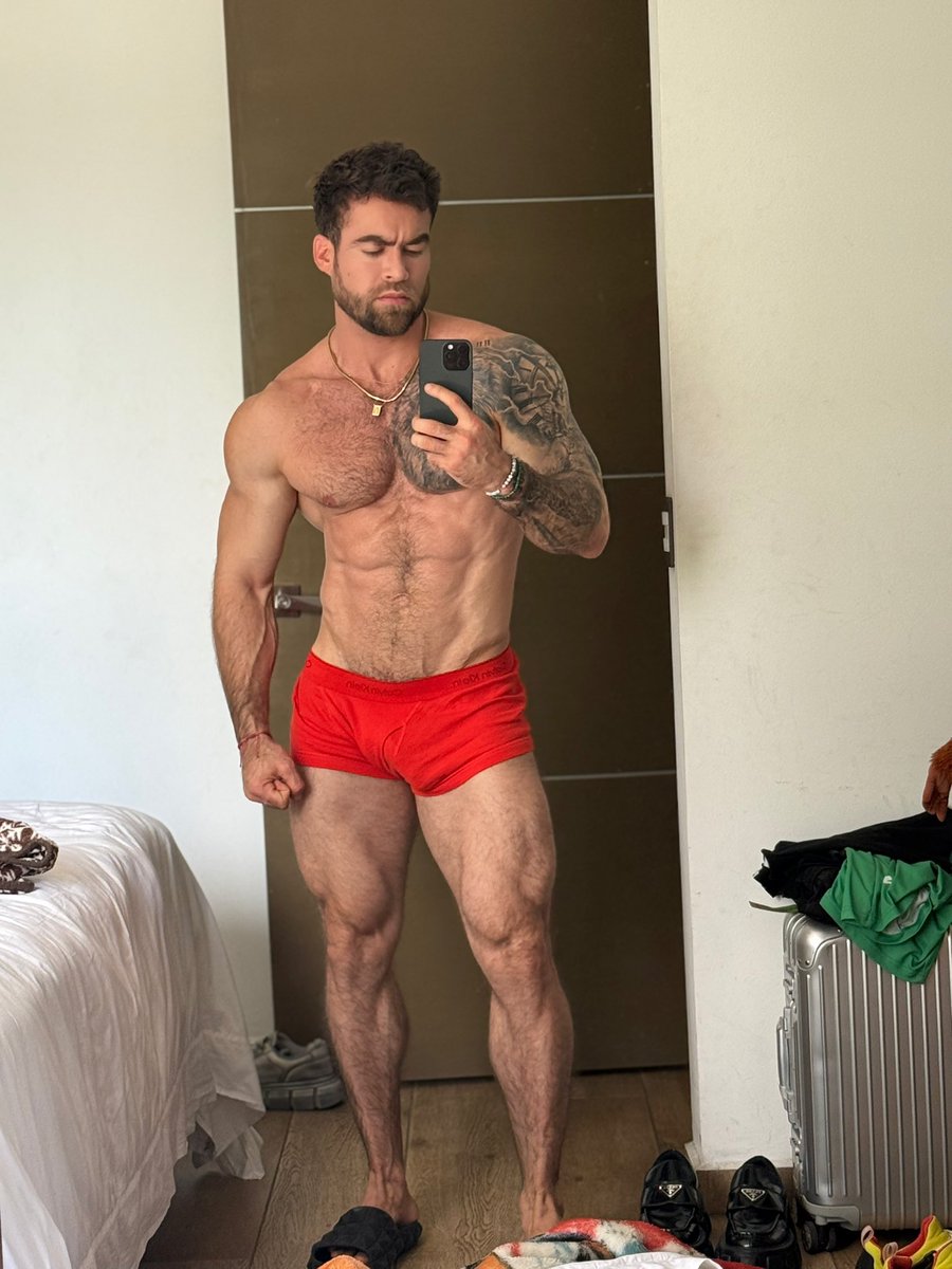 davidortega555's tweet photo. Sábado! Vámonos a entrenar! 💪🏻❤️‍🔥 https://t.co/a5layUcf7s