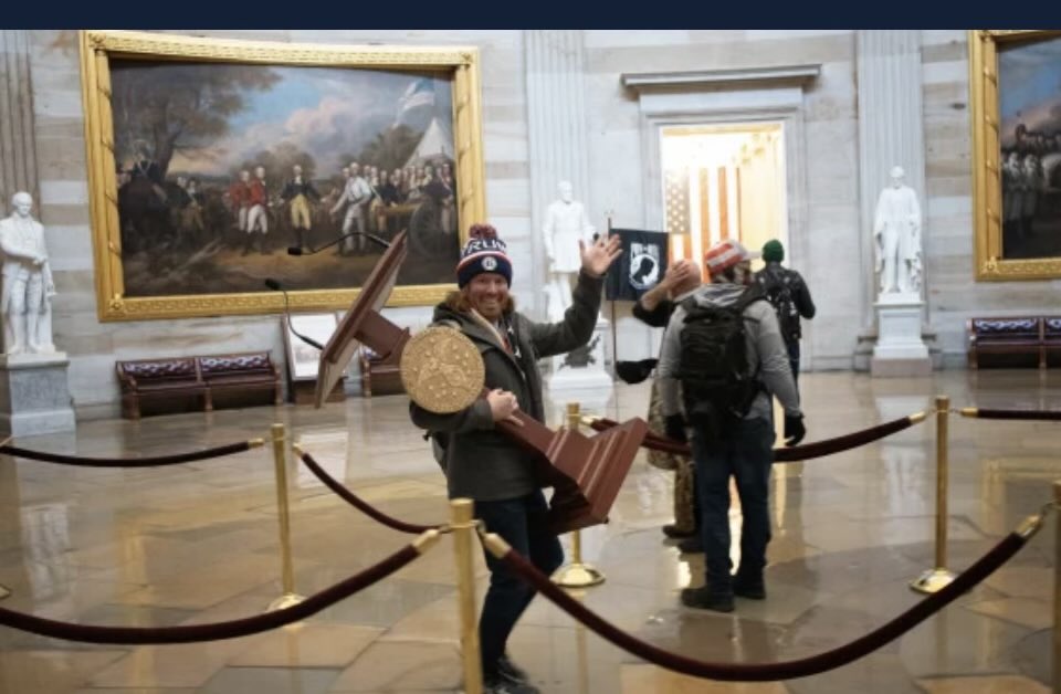 DerekCressman's tweet photo. @nicksortor Yes! Jail for all who disrespect our monuments!!! https://t.co/AywPW1DeUw