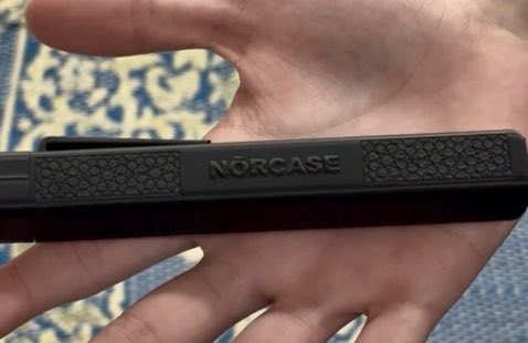 norcase_fr's tweet photo. Derrière tout ça, il n’y a pas une grande équipe.

Juste une personne qui essaie de faire les choses correctement, pour chacun d’entre vous. 🫶

À la base, c’est né d’une simple idée pour aider un ami. Aujourd’hui, voir autant de personnes profiter de leur étui me .. https://t.co/jGQdXr7wdz