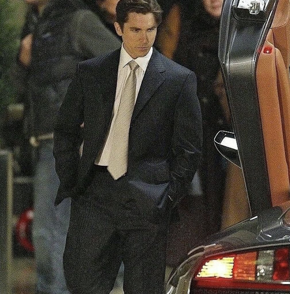 HardestFitPics's tweet photo. Bruce Wayne &amp; his Lamborghini Murciélago In Batman (2005)

Fun fact murciélago is Spanish for "bat". https://t.co/L91BGlxmCG
