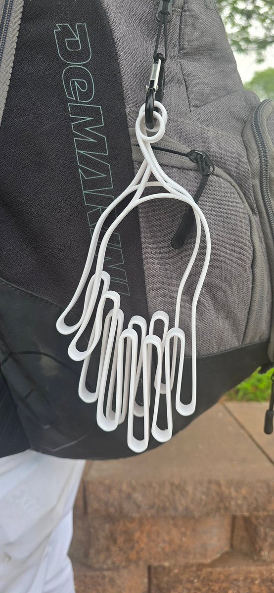 cleatcaps's tweet photo. Tired of your $125 dollar gloves being put away in your bat bag wet, and coming out days later hard and wrinkly? Get the newest A-T Shield Glove Hangers! Visit us at https://t.co/EE16ALuFs1 for your cleat caps and glove hangers. https://t.co/bQHLf2TyN7