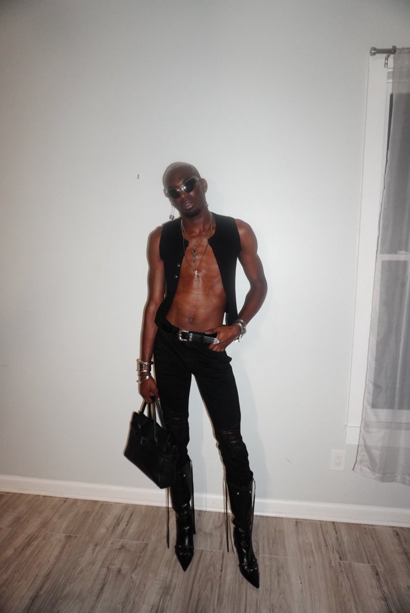 B6YCE's tweet photo. way2Cool https://t.co/CjMUIe03FC