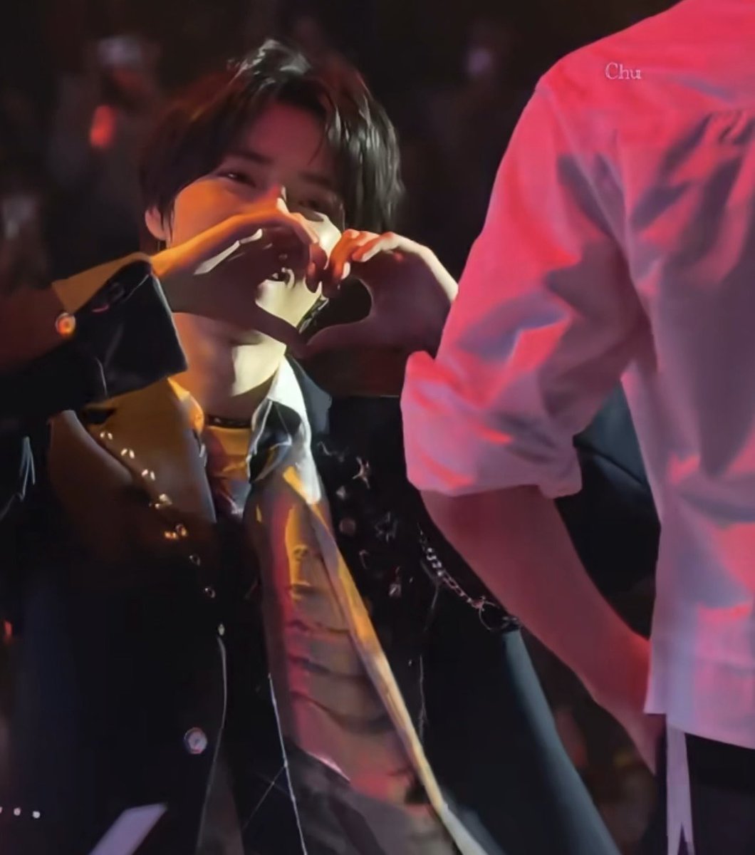913kkyu's tweet photo. the most devastating photos ever actually😭❤️‍🩹 https://t.co/RjVJ6F16sw