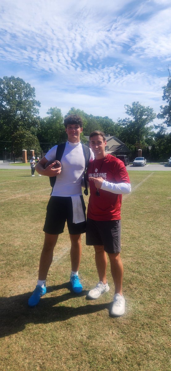 SilasBrawner's tweet photo. Had another GREAT camp @LRBearsFootball , got the best coaching from @CoachSDeMeo can't wait to continue to build on the relationships!! @coachSocha @CoachJLord1 @NickVagnoneLR @coachsoch @CoachShawP @mr_coach_king @HolloMan21 @PPS_Football_ https://t.co/WIvp5wKPMe