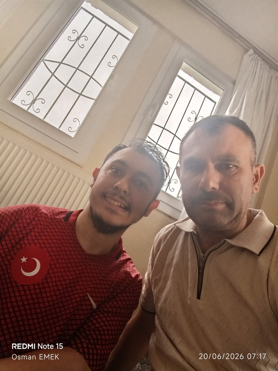 osmanemek2's tweet photo. Babacığım, hayatım boyunca en büyük dayanağım oldun. Sevgin, şefkatin ve fedakarlığın için ne kadar teşekkür etsem az. Babalar Günün kutlu olsun! https://t.co/7wHXYDqsnv