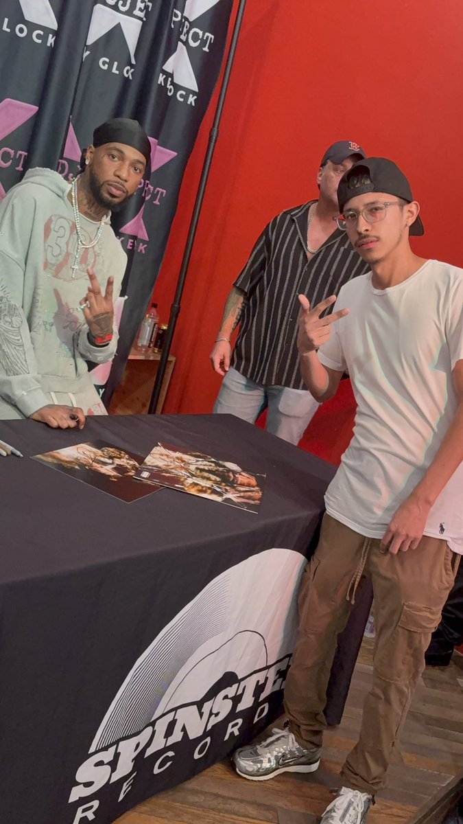 lucky_cod_gamer's tweet photo. Let me tell you something bout I be getting to the money I got need for speed #Glizock #Keyglock 🥶 https://t.co/HO4Ey3QmDJ