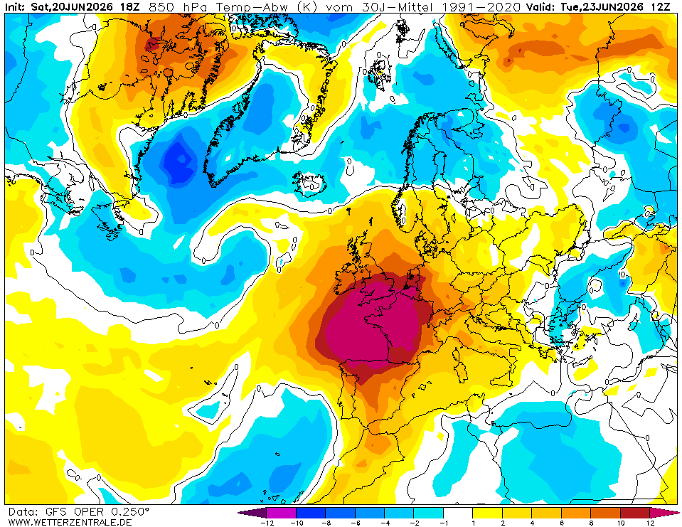 Weathercast_tr's tweet photo. 2026 European Heat Wave https://t.co/SUGJPVvjGK
