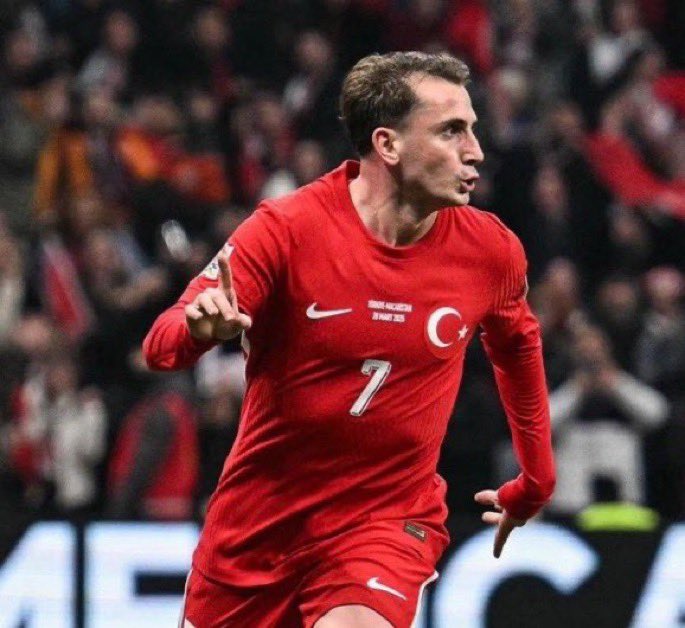 334FENER's tweet photo. Son 26 milli maçta;

12 Gol                                      0 Gol 
4 Asist                                    0 Asist https://t.co/XcO0wp5il6