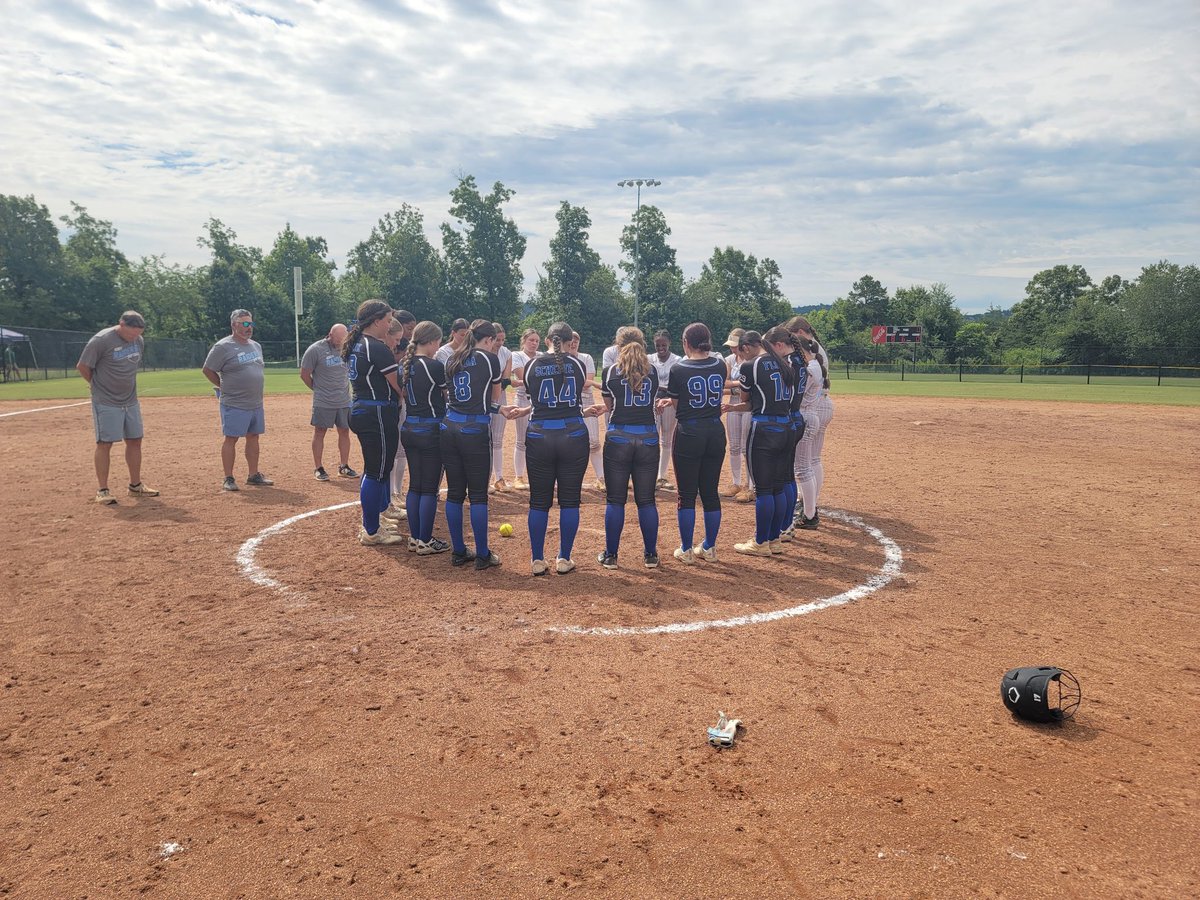 mpdevilsgall's tweet photo. So so SO proud of our ladies for competing in their first ever @ConnectSports_ Scenic City tournament. We had an amazing experience playing talent from all across the country. 

Now back to Chicago to put in the work💪🏼 https://t.co/VvfQdFVr55