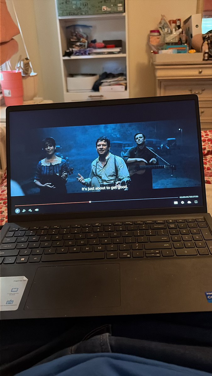 KaylinsWRLD's tweet photo. They’re so dead omg. Ofc I got the meme too 😂. They’re vampires man. They just sang and I laughed because their singing was garbage 😂. Remmick is funny but I would’ve jumped him. https://t.co/tXt8aHV4d5