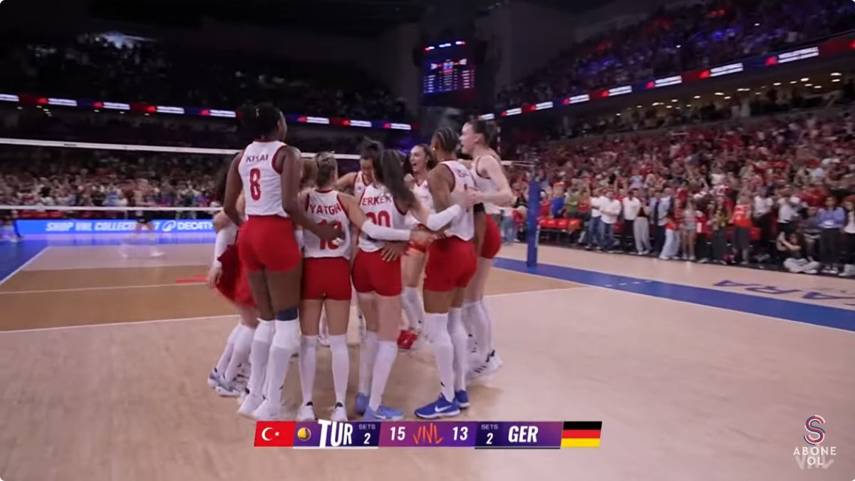 bisikletpilotu's tweet photo. BİZ VOLEYBOL ÜLKESİYİZ…  @MilliTakimlar  @TFF_Org  #BizimÇocuklar  #MilliTakım https://t.co/5Ywnky8x48