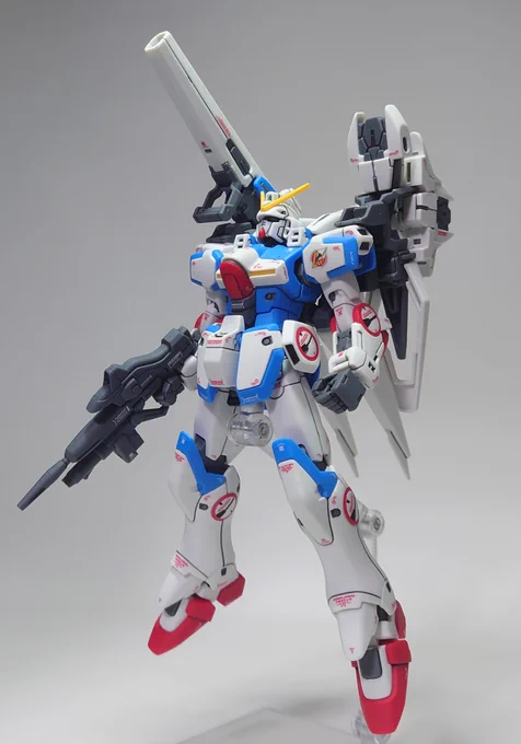 HGUC セカンドV デカール貼って改めて仕上げ直しました。 Tenplamoさんから勧めて頂いたGMコーションデカール使いましたが、凄くいいですねこれ。 #プラモデルライフ #ガンプラ好きと繋がりたい